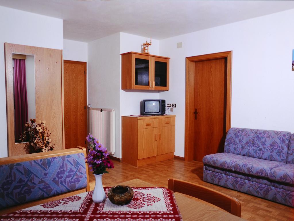 Appartement Wasserer Ahrntal Ruang foto