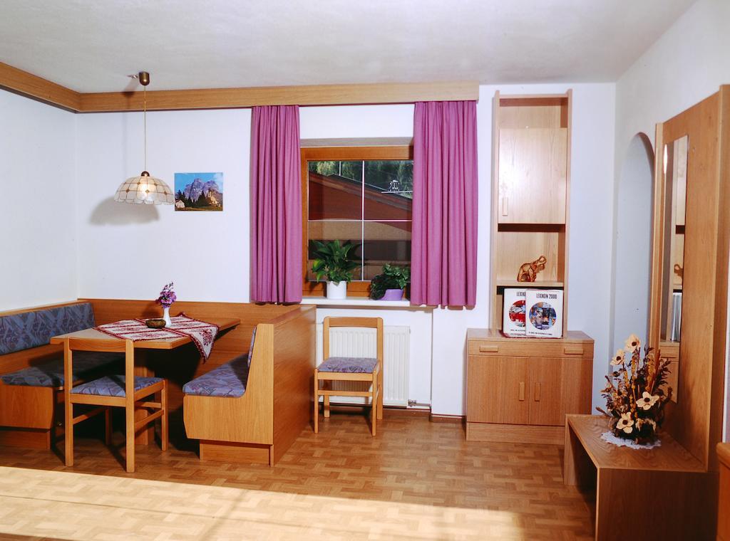 Appartement Wasserer Ahrntal Ruang foto